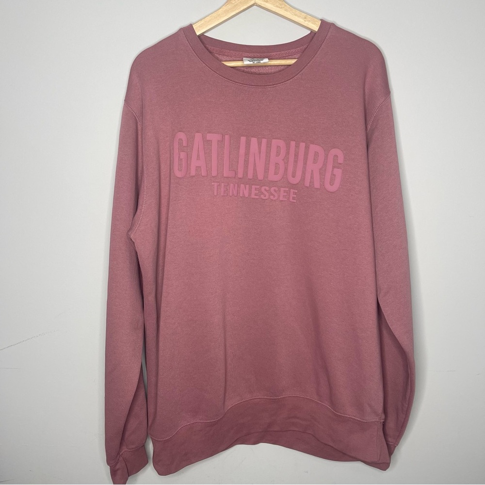 Gatlinburg Tennessee Mauve Sweatshirt (X-Large)